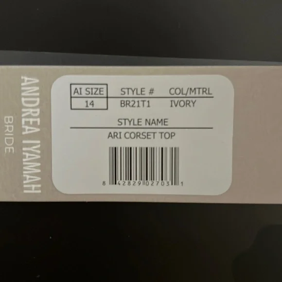 Andrea Iyamah Ari Corset top White Size 14
BRAND NEW with tags - Picture 7 of 7